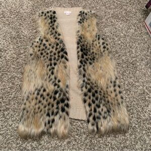 Xhilaration Cream Knit Vest with Faux Fur, Size XS